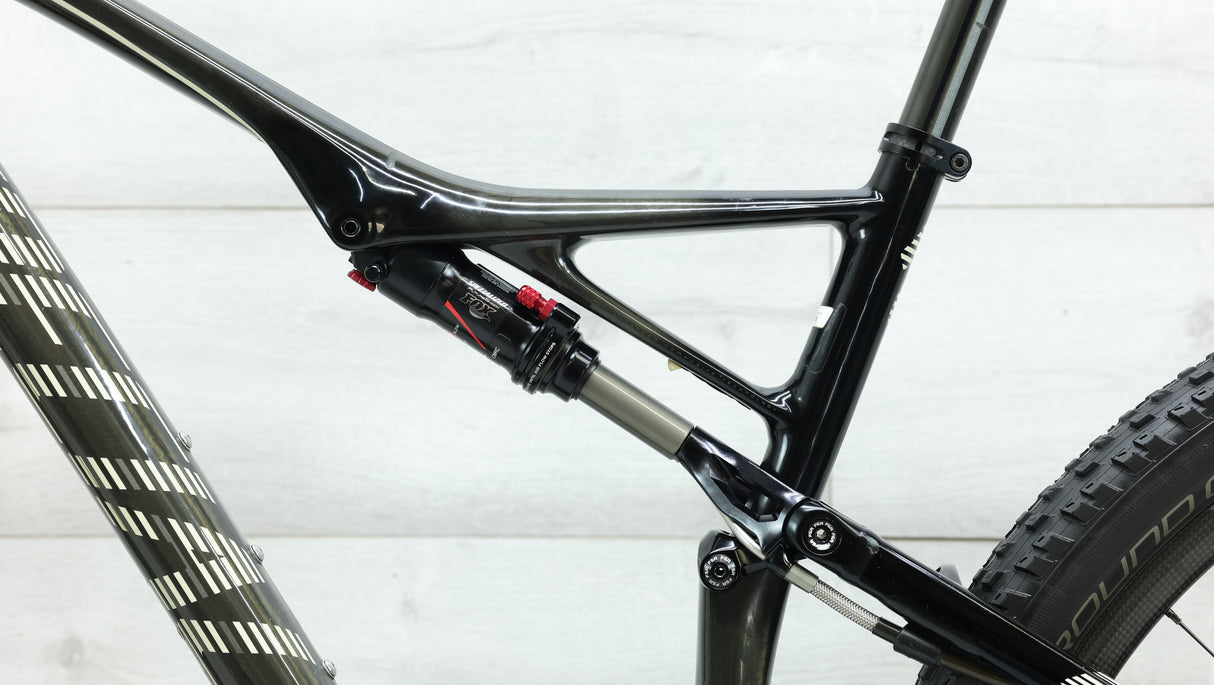 2014 Specialized Epic Marathon Carbon 29 Mountain Bike - Large