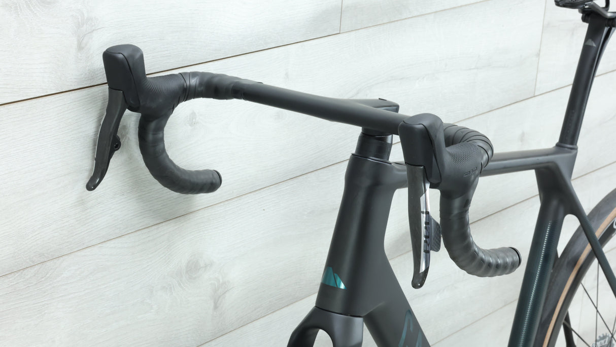 2023 Canyon Endurace CFR AXS Road Bike - Large