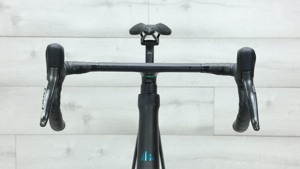 2023 Canyon Endurace CFR AXS Road Bike - Large