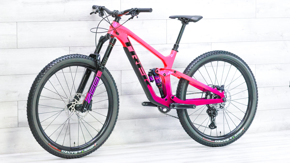 Trek Slash 9.8 XT Project One Mountain Bike - 2023, Medium