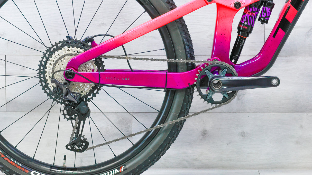 Trek Slash 9.8 XT Project One Mountain Bike - 2023, Medium