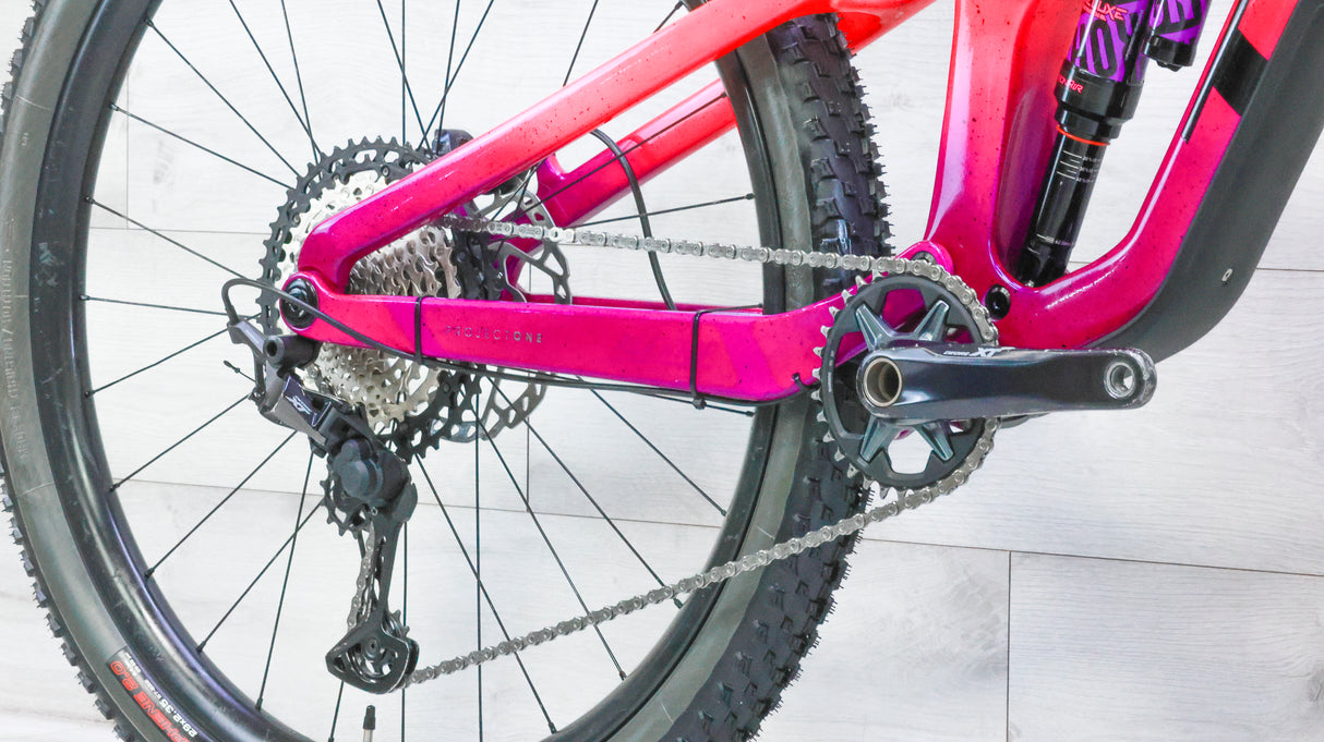 Trek Slash 9.8 XT Project One Mountain Bike - 2023, Medium