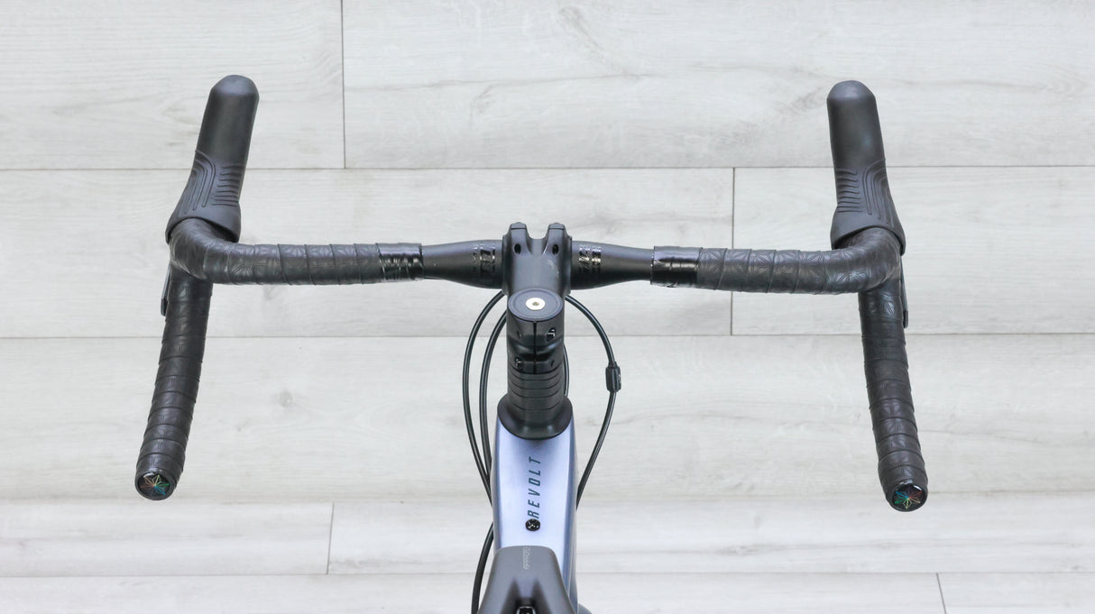 Giant Revolt Advanced 0 Gravel Bike - 2022, Med/Large