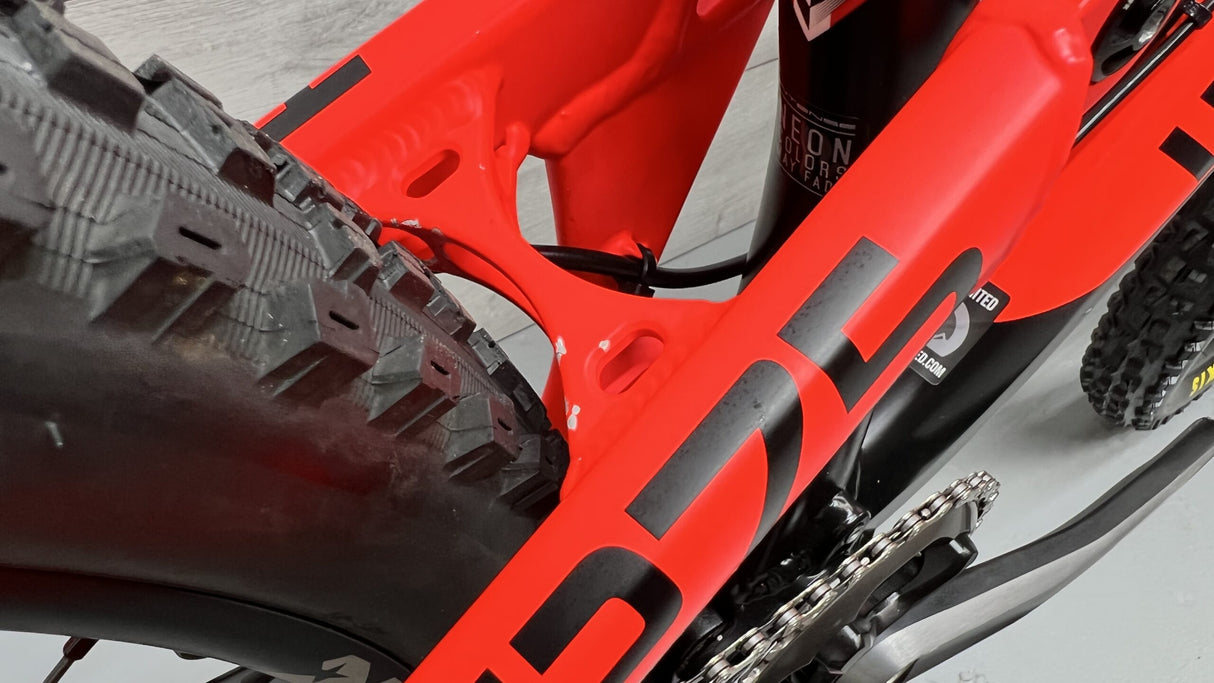 2016 Intense Tracer 275A Mountain Bike - Medium