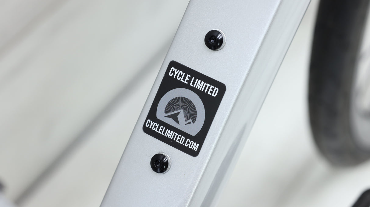 2023 3T Strada Fuerza AXS