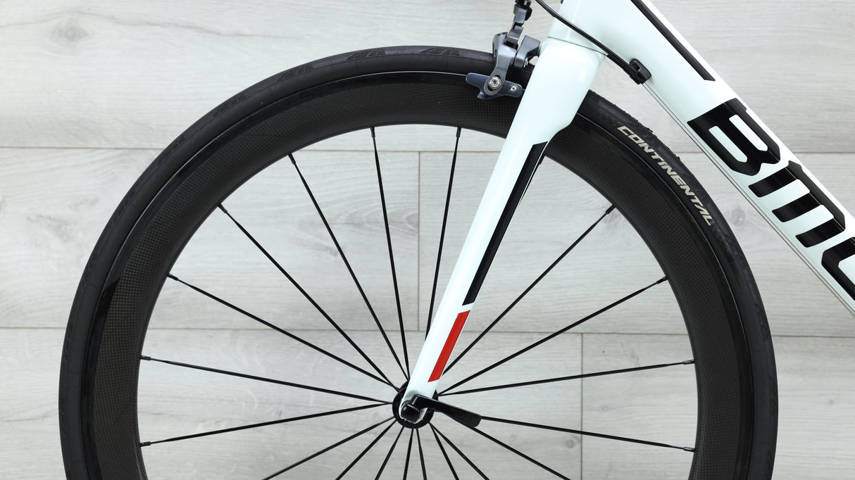 2016 BMC Teammachine SLR02 Road Bike - 57cm