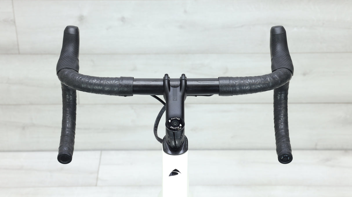 2020 Factor O2 Road Bike - 56cm