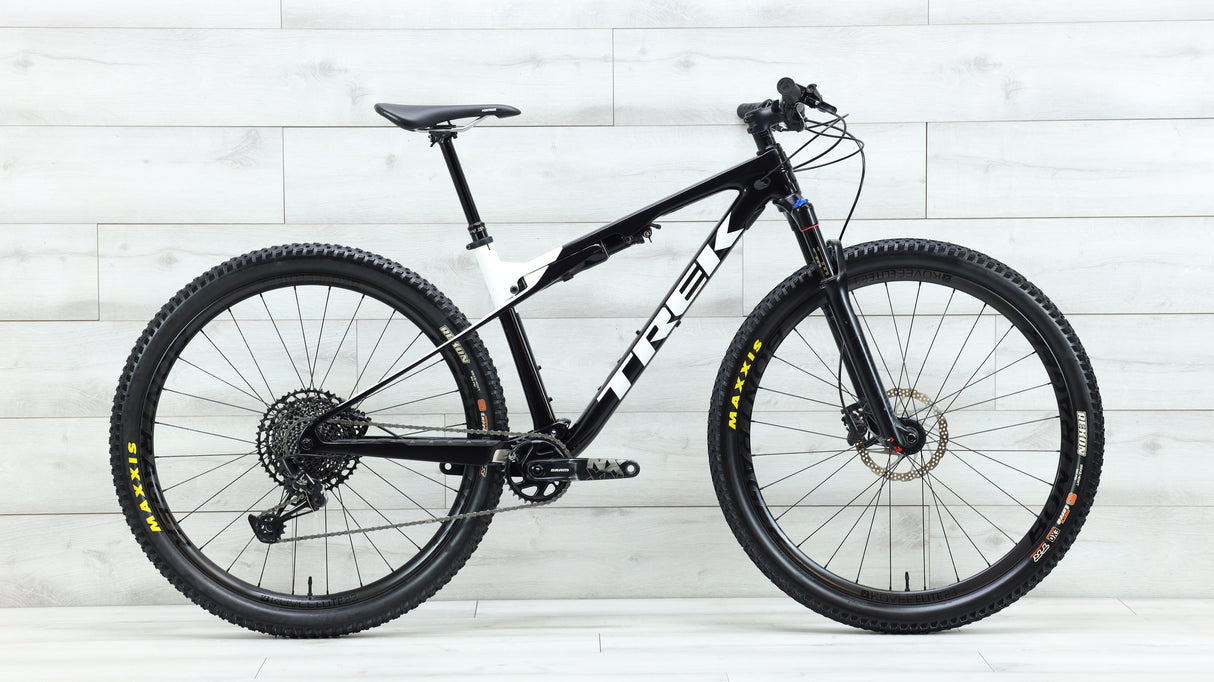 2021 Trek Supercaliber 9.7 Mountain Bike - Med/Large