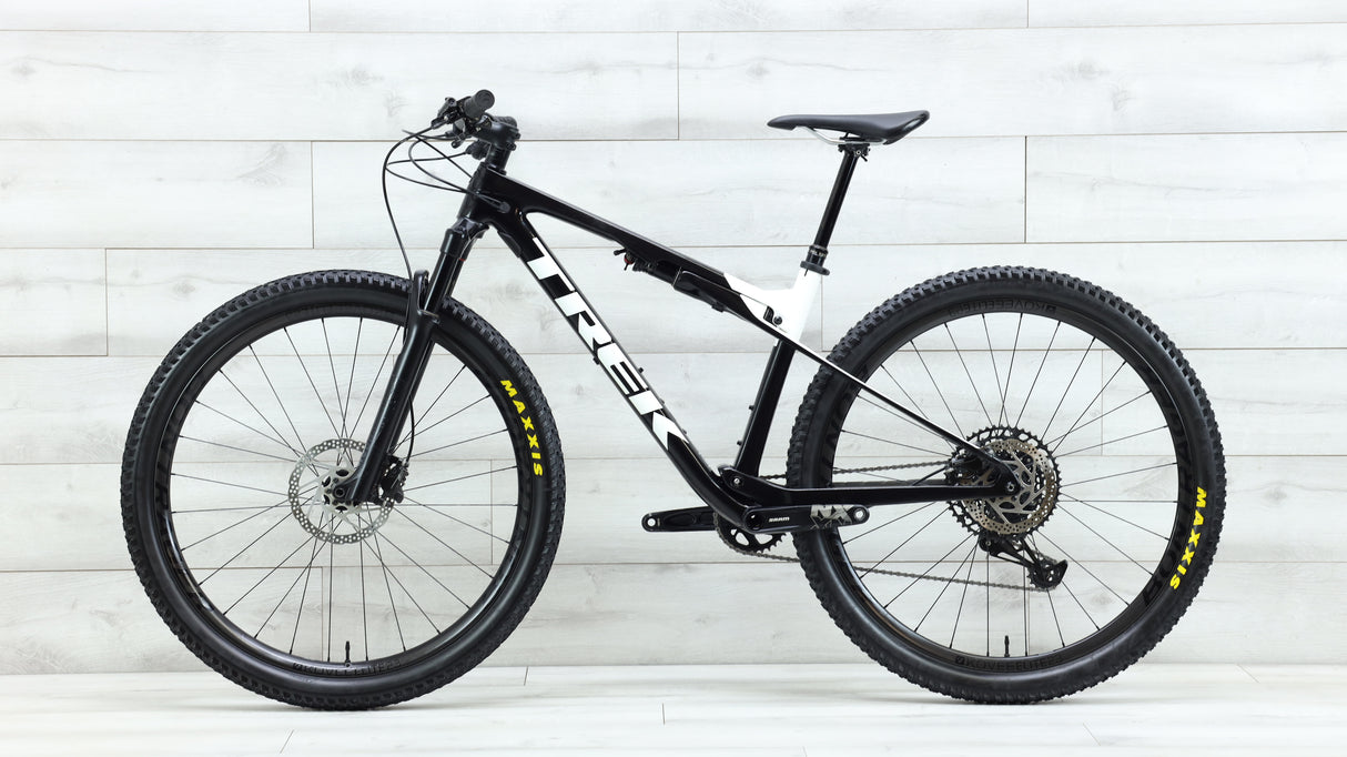 2021 Trek Supercaliber 9.7 Mountain Bike - Med/Large