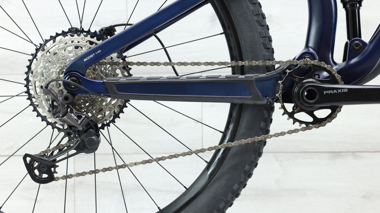 2022 Trek Fuel EX 9.7 Mountain Bike - Med/Large