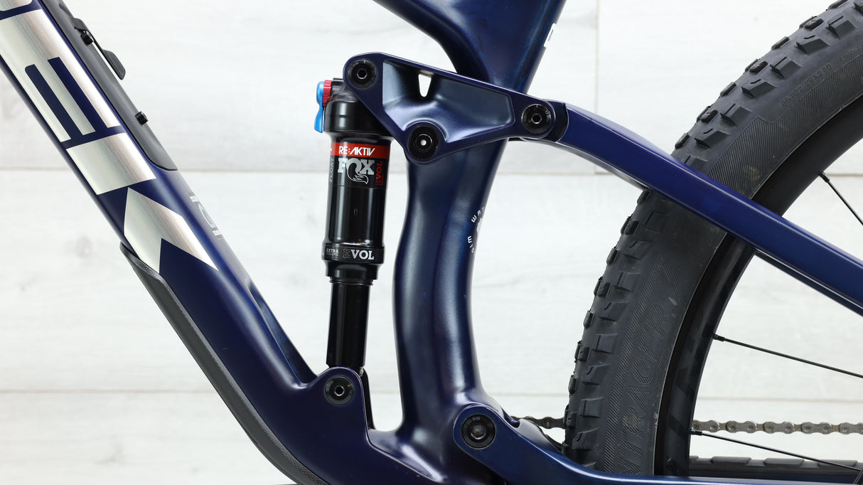 2022 Trek Fuel EX 9.7 Mountain Bike - Med/Large