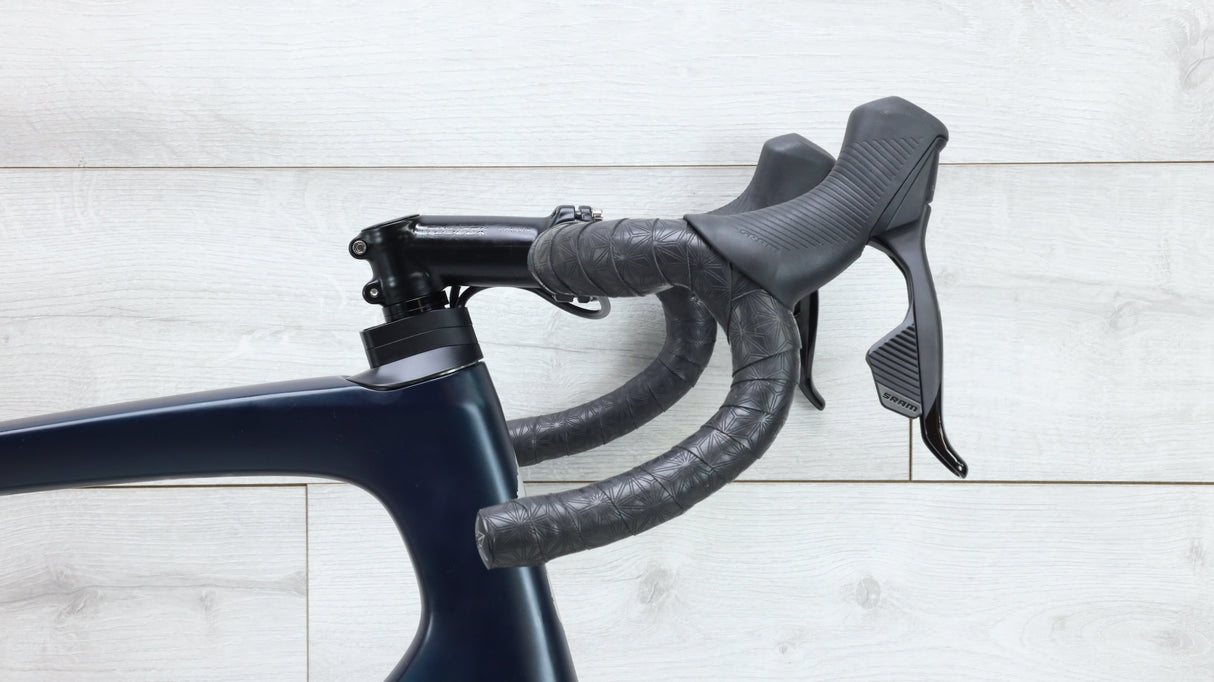 2022 Specialized Tarmac SL7 Comp Rival eTap AXS Road Bike - 61cm