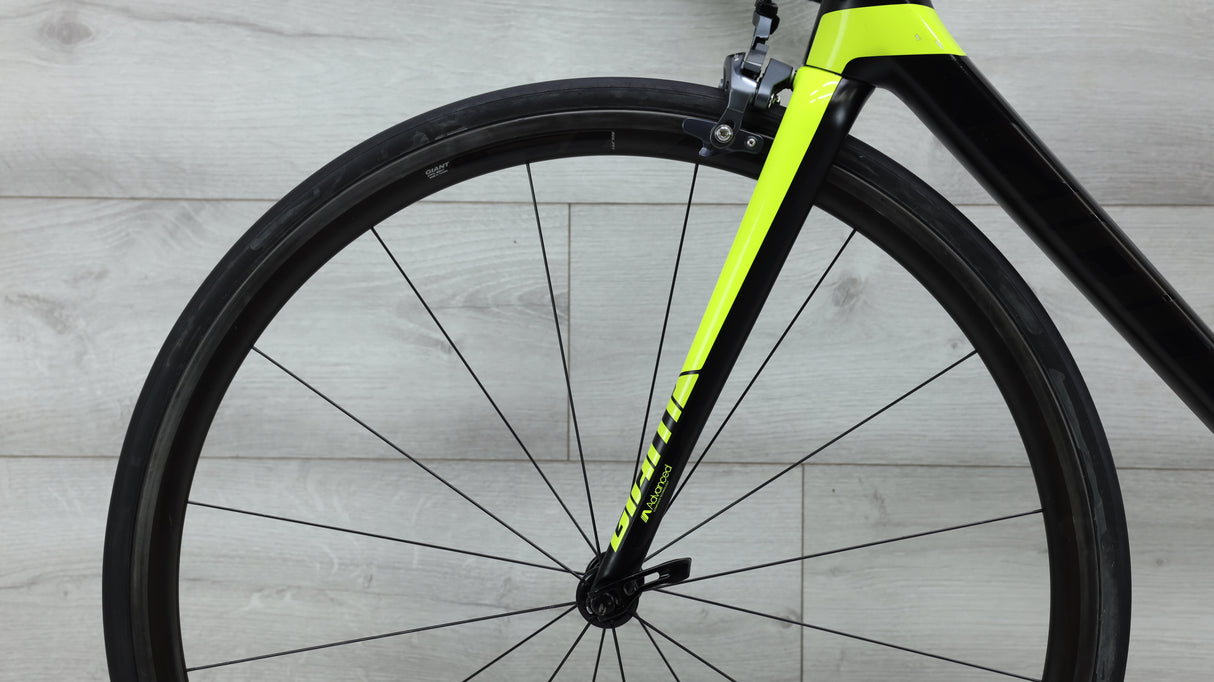 Giant TCR Advanced Pro 1 Road Bike - 2017, Medium