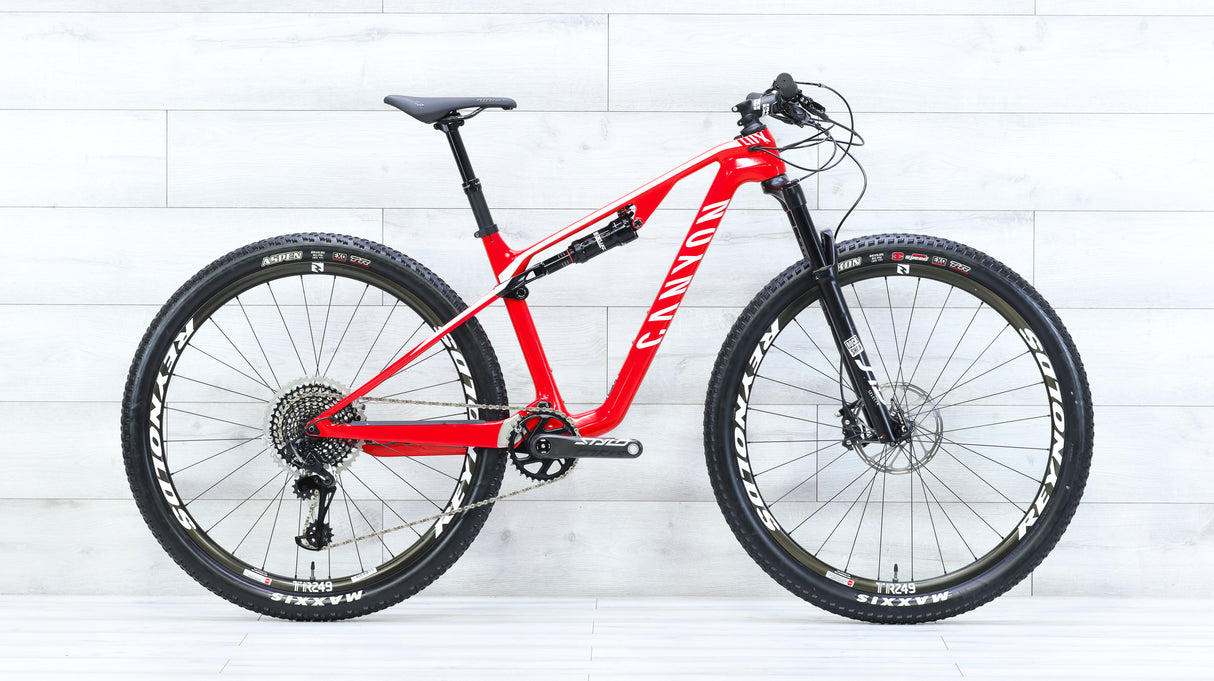 Canyon Lux CF SL 8.0 Mountain Bike - 2020, Small