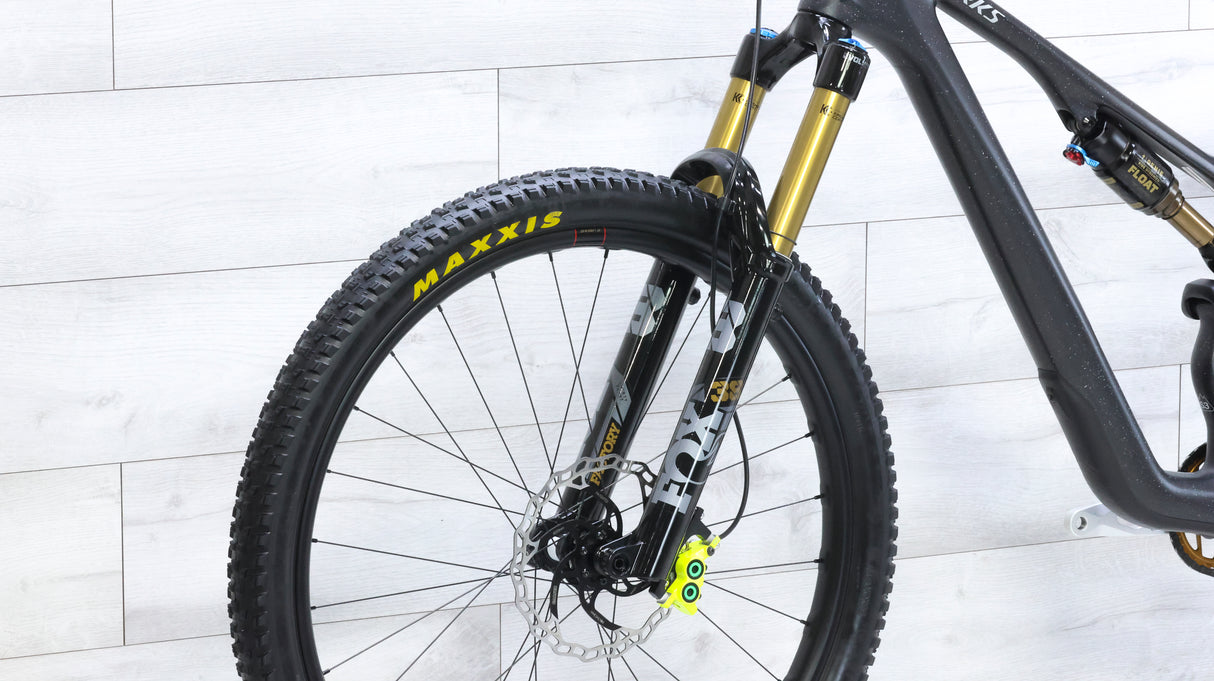 Specialized S-Works Stumpjumper 15 T-Type Mountain Bike - 2025, Medium (S3)