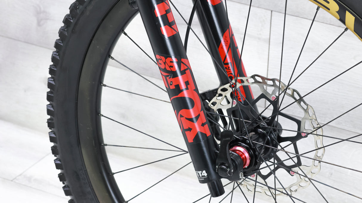 Pivot Mach 5.5 Carbon Team X01 AXS Mountain Bike - 2021, Large