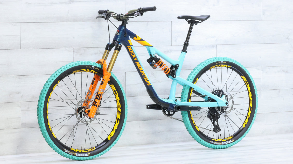 Rocky Mountain Altitude Carbon AXS Mountain Bike - 2019, Medium