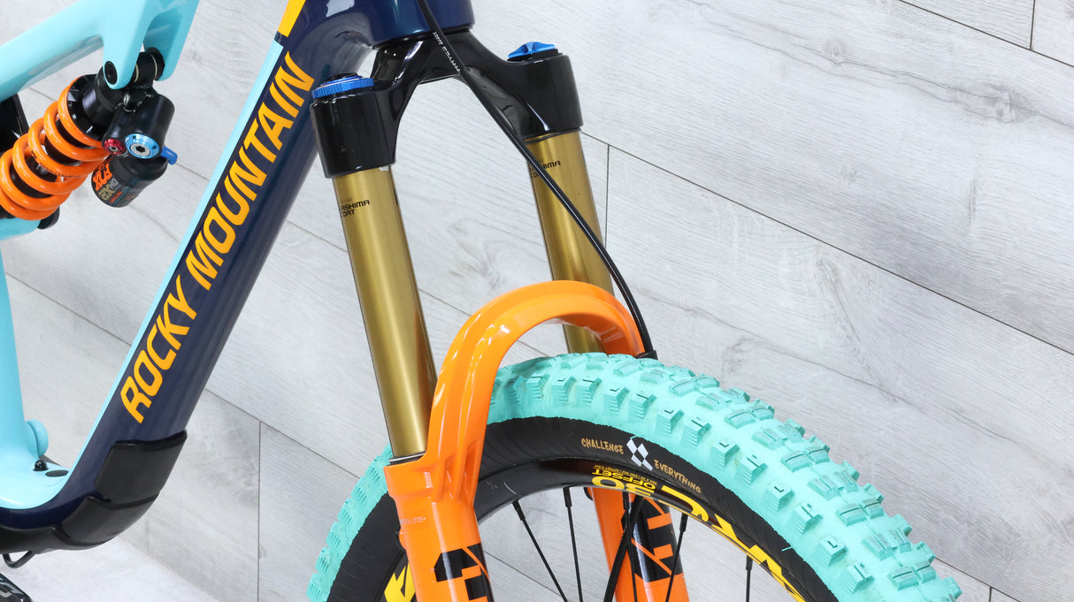 Rocky Mountain Altitude Carbon AXS Mountain Bike - 2019, Medium