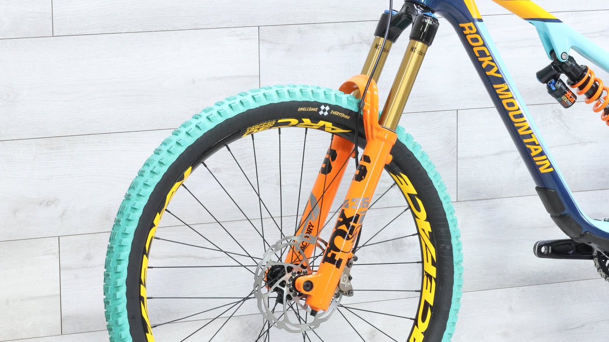 Rocky Mountain Altitude Carbon AXS Mountain Bike - 2019, Medium