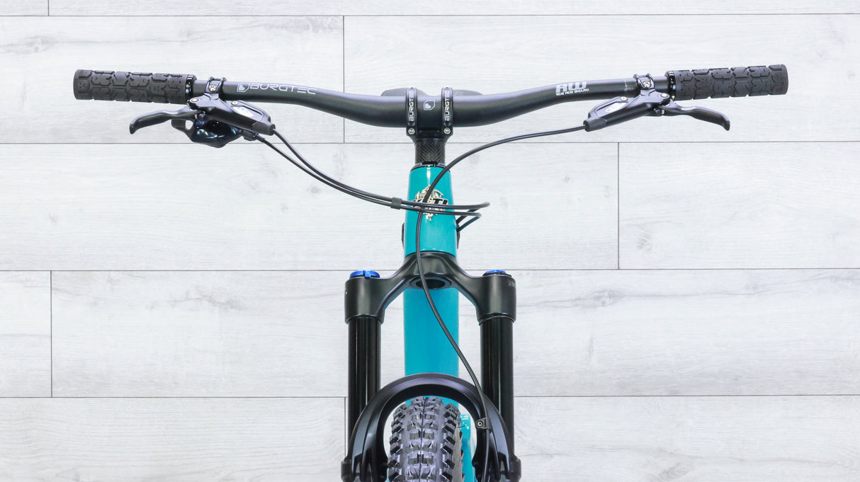 Yeti SB140 C2 Mountain Bike - 2023, Large