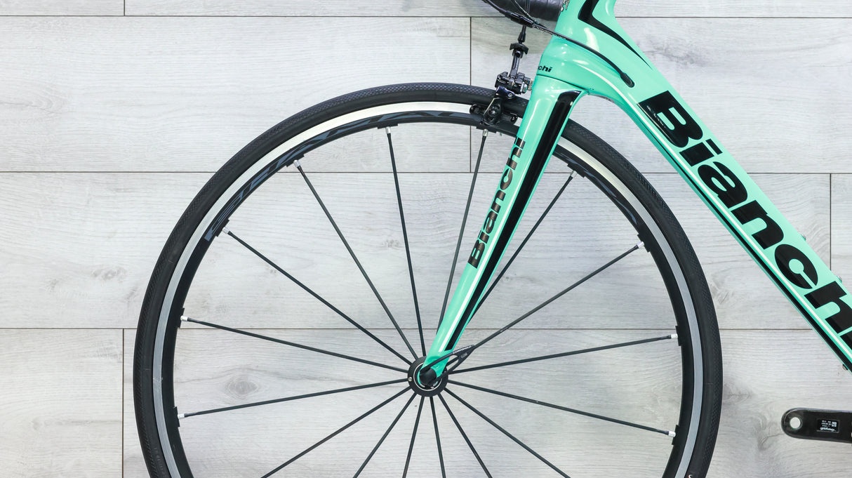 Bianchi Infinito CV Campagnolo Record Road Bike - 2017, 59cm
