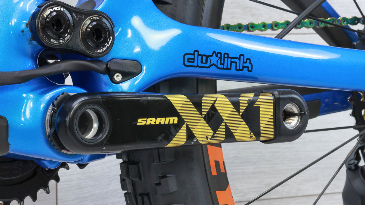 Pivot Mach 5.5 Carbon Team XX1 AXS w/ Fox Live Valve Mountain Bike - 2022, Medium