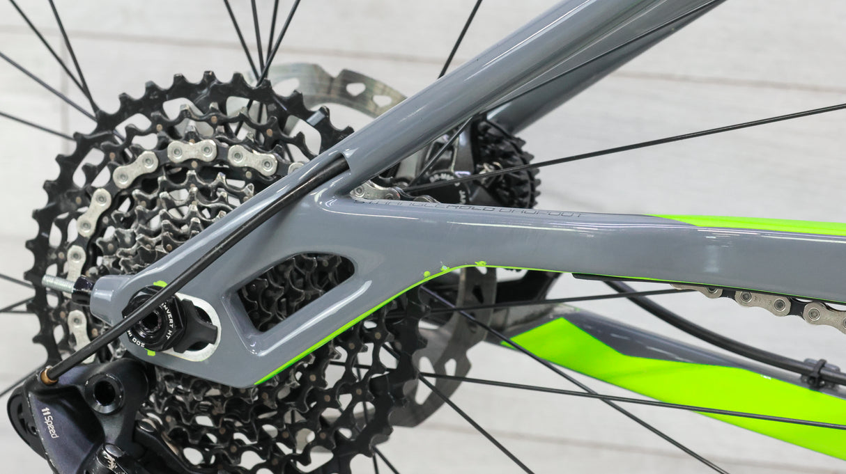 Trek Stache Carbon Mountain Bike - 2024, Medium