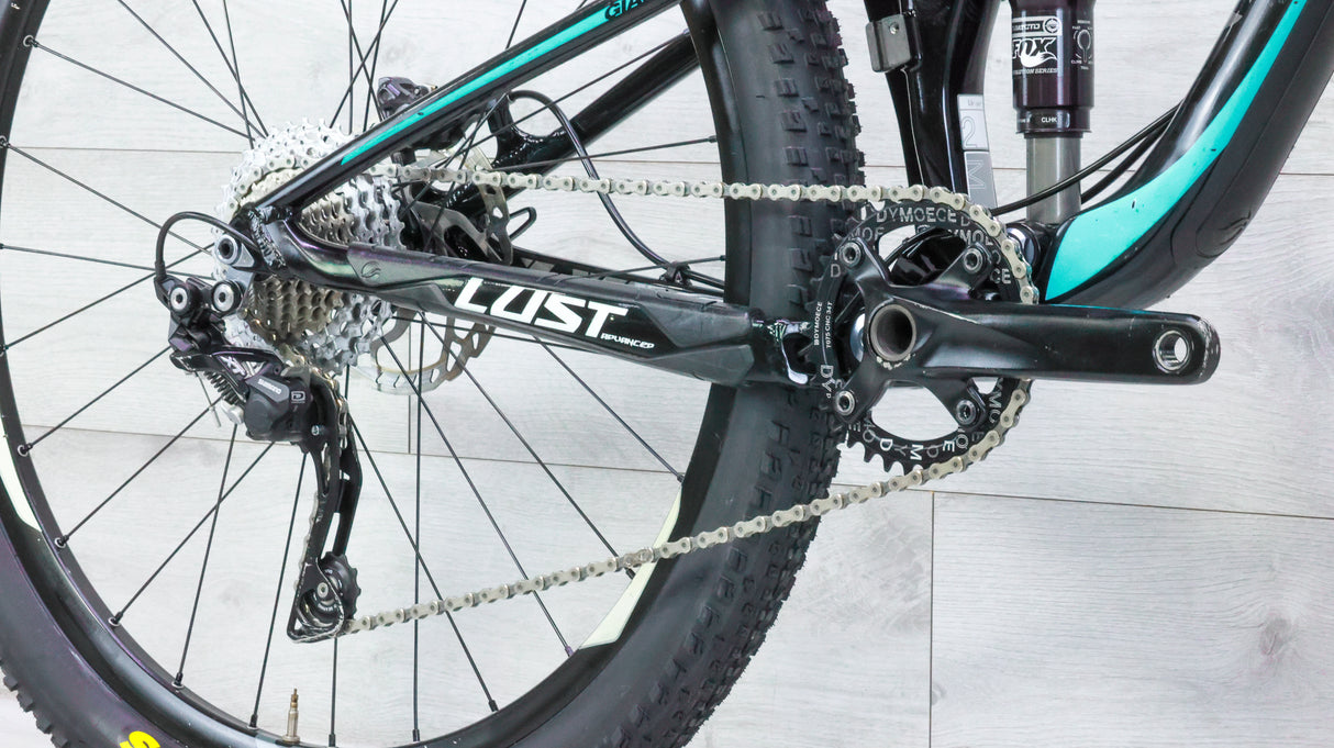 Giant Lust Advanced 2 Mountain Bike - 2014, Medium