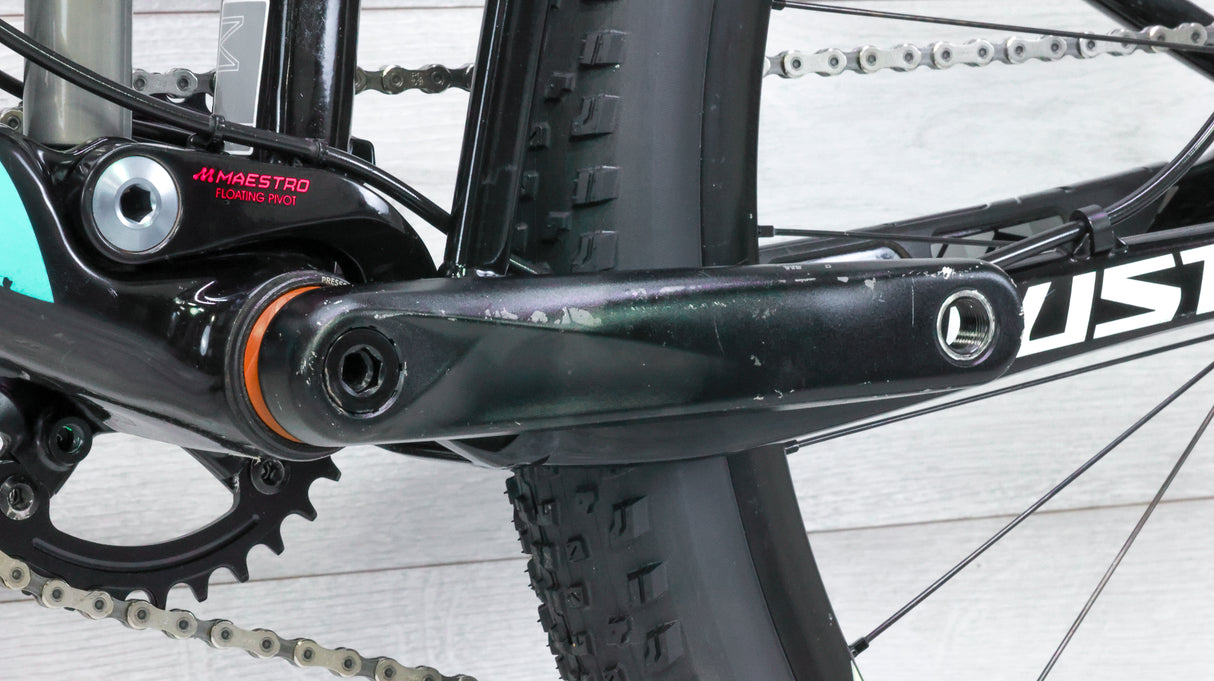 Giant Lust Advanced 2 Mountain Bike - 2014, Medium