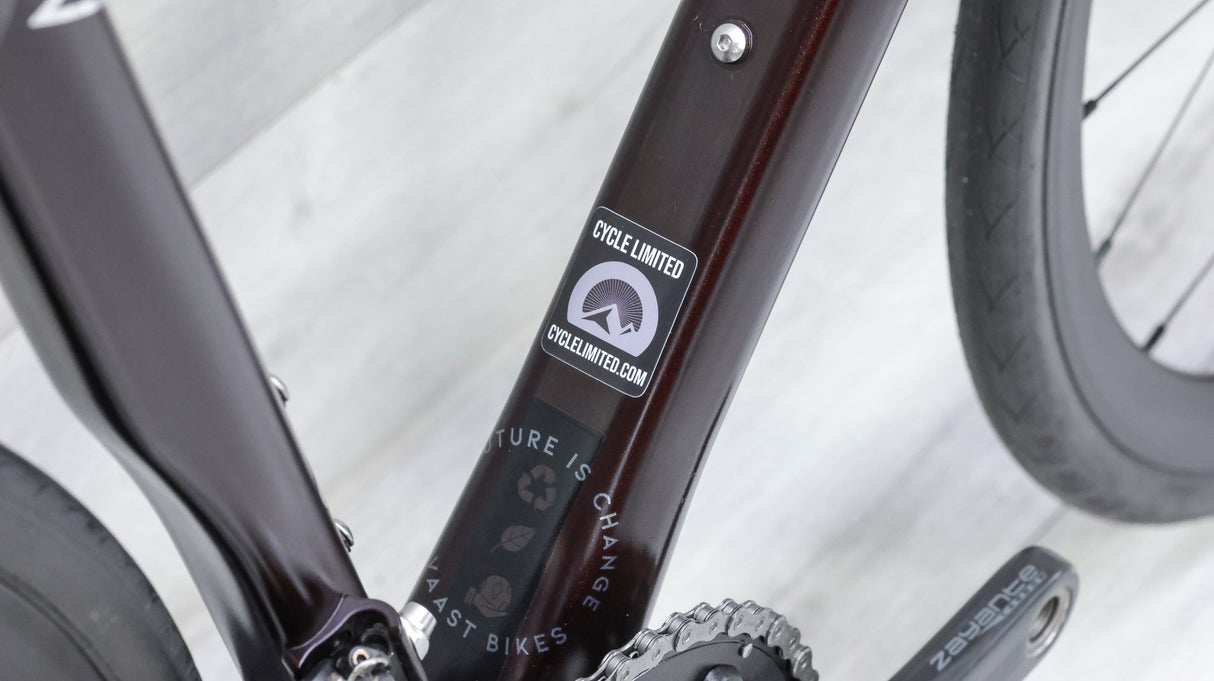 Vaast R/1 Ultegra Road Bike - 2024, Medium