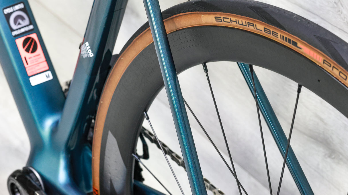 Canyon Ultimate CF SLX 8 Force AXS Road Bike - 2024, Medium