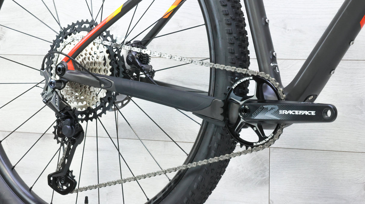 Pivot LES SL Pro XT/XTR w/ Carbon Wheels Mountain Bike - 2024, Large