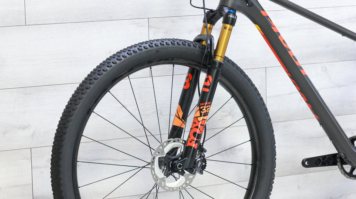 Pivot LES SL Pro XT/XTR w/ Carbon Wheels Mountain Bike - 2024, Large