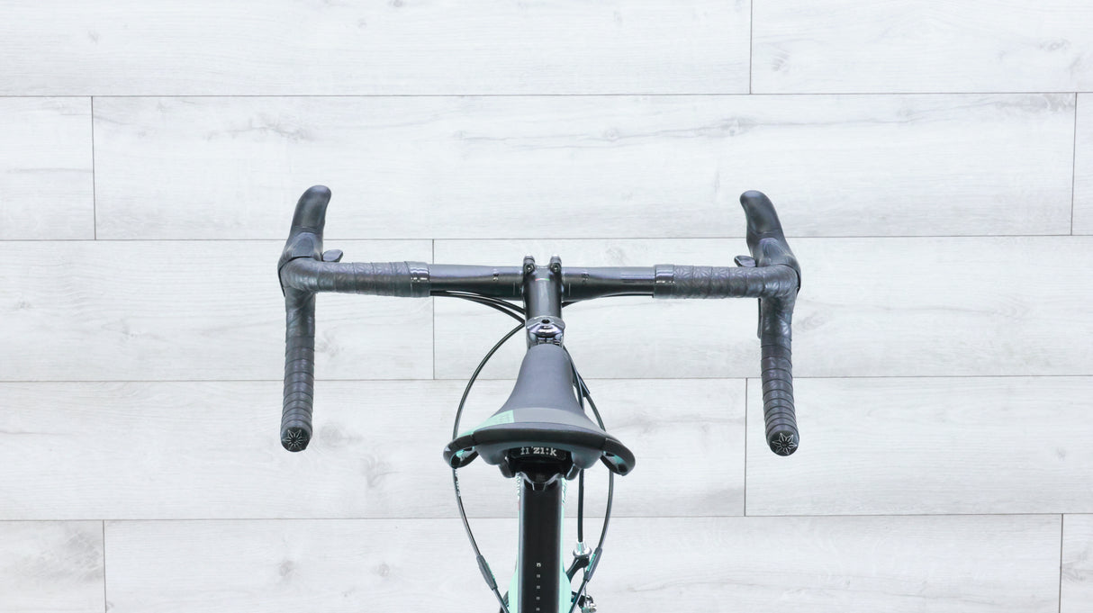 Bianchi Infinito CV Campagnolo Chorus Road Bike - 2019, 61cm