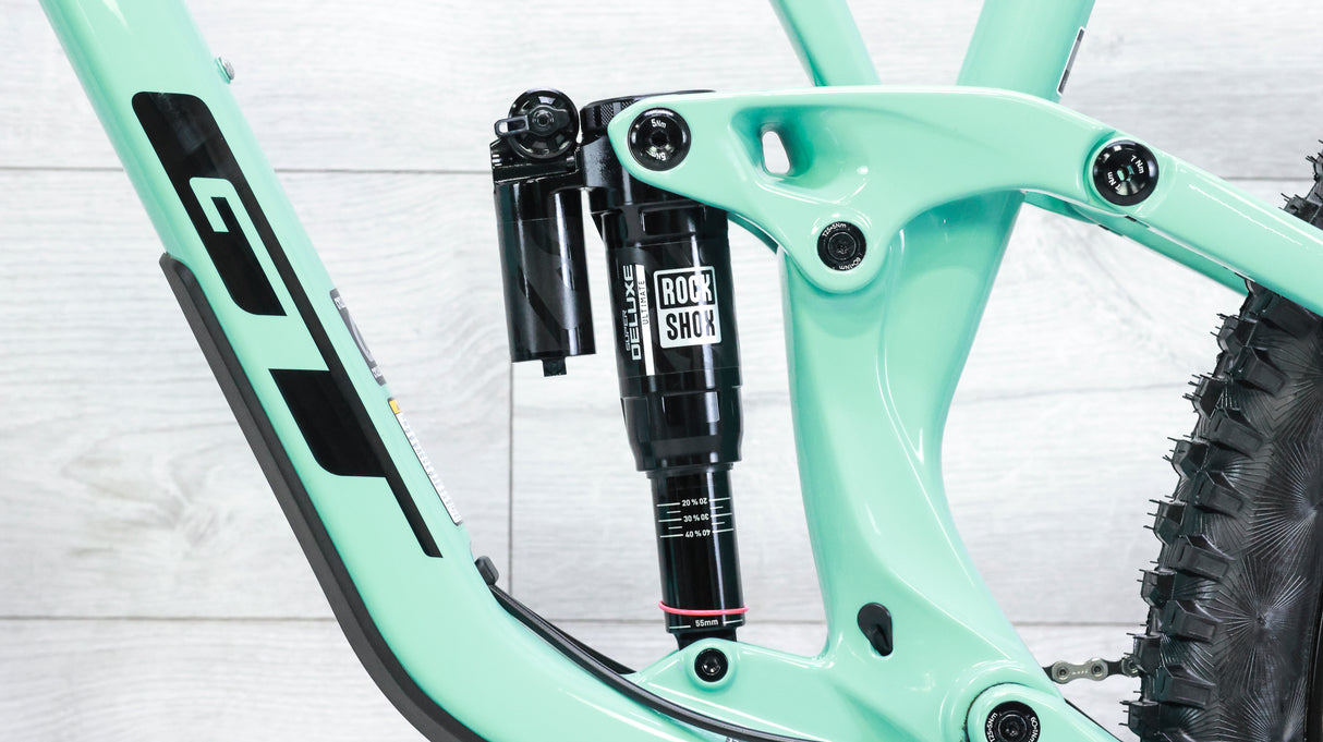 GT Sensor Carbon Pro LE Mountain Bike - 2023, Medium