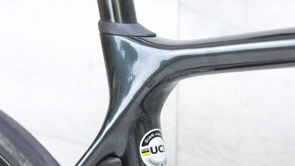 Giant TCR Advanced Disc 1+ Pro Road Bike - 2022, Med/Large