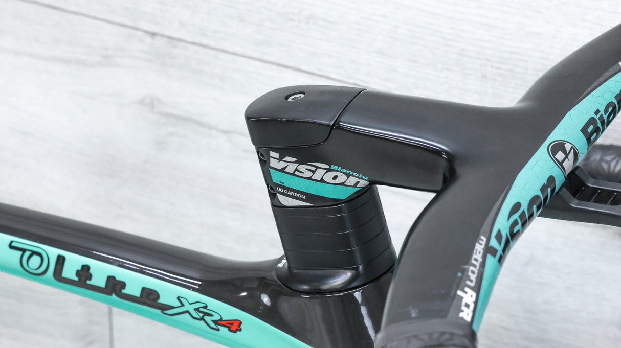 Bianchi Oltre XR4 Dura Ace Di2 Road Bike - 2021, 55cm