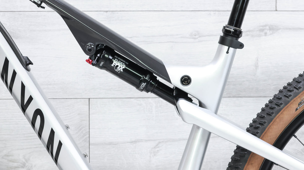 Canyon Lux Trail CF 8 Mountain Bike - 2025, Medium