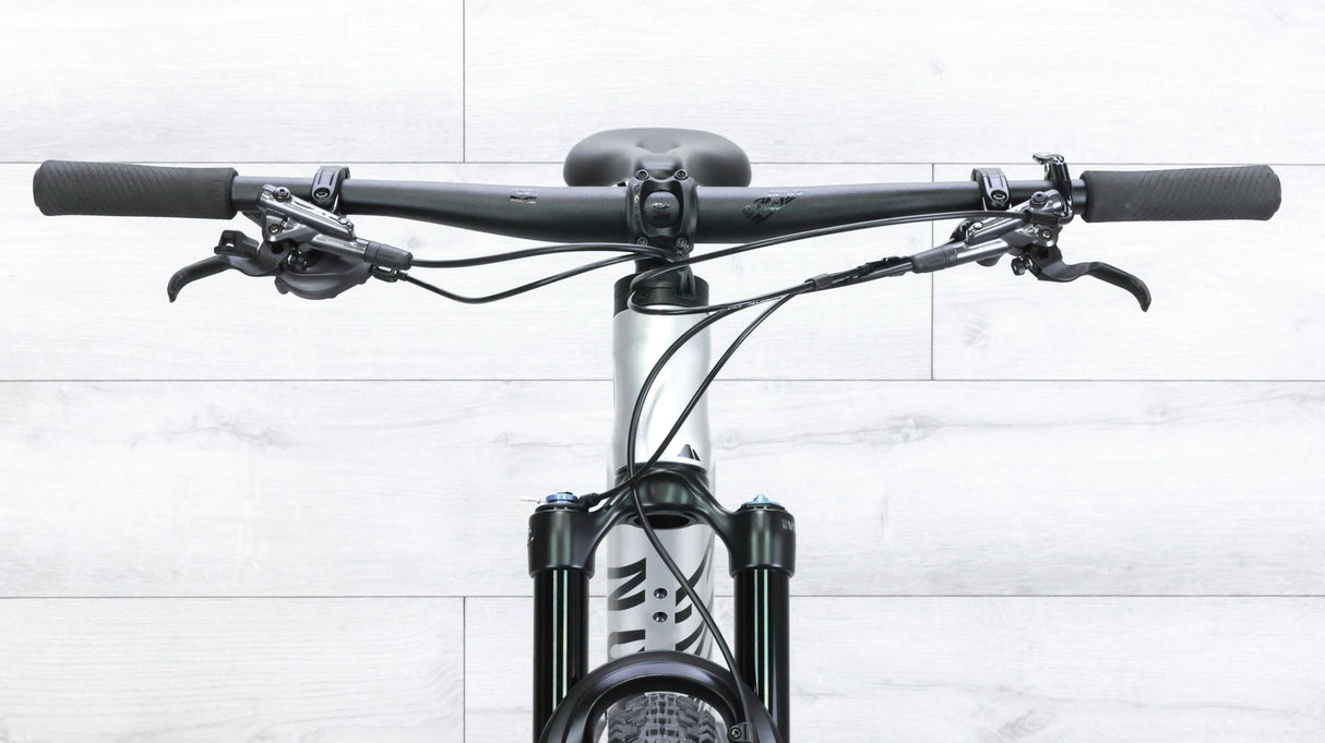 Canyon Lux Trail CF 8 Mountain Bike - 2025, Medium