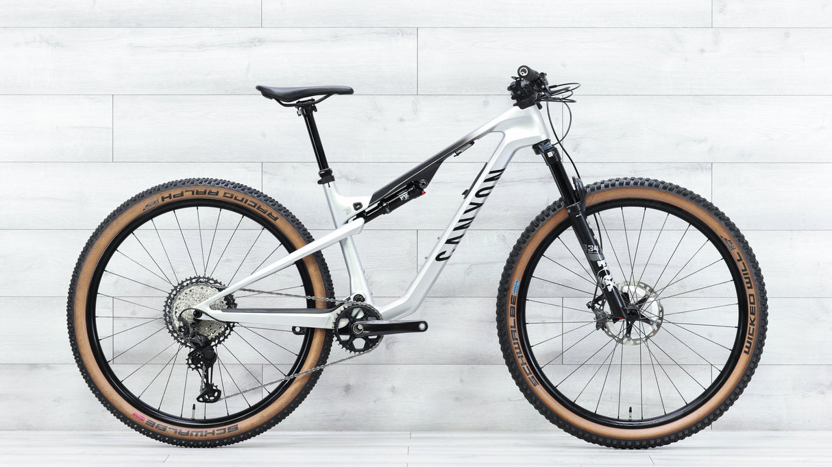 Canyon Lux Trail CF 8 Mountain Bike - 2025, Medium