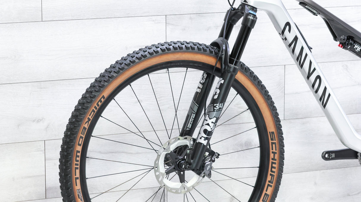 Canyon Lux Trail CF 8 Mountain Bike - 2025, Medium