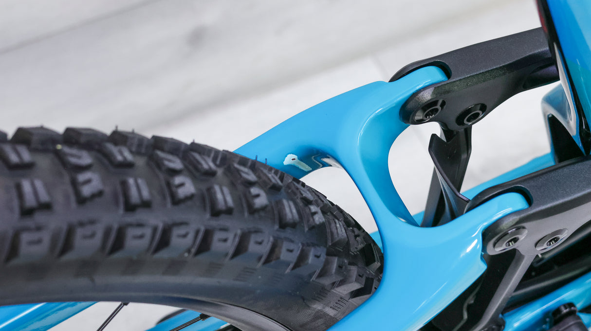 Specialized Enduro Comp Mountain Bike - 2020, Small (S2)