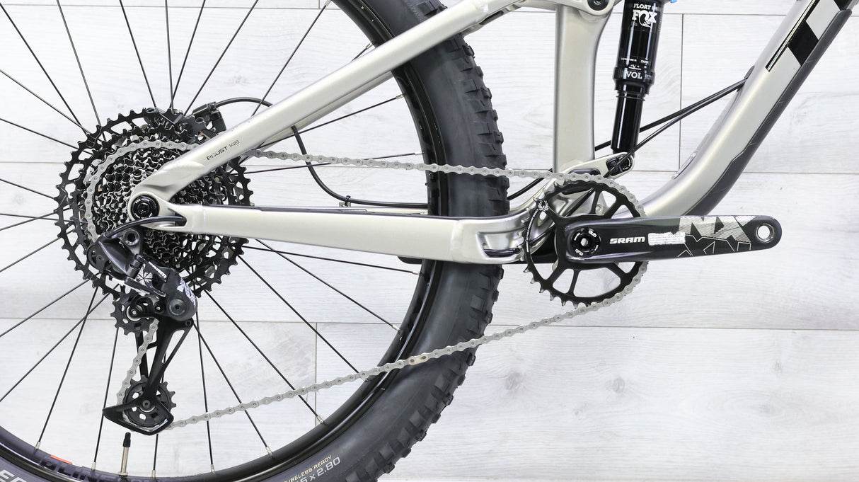 Trek Fuel EX 7 27.5 Mountain Bike - 2019, Med/Large