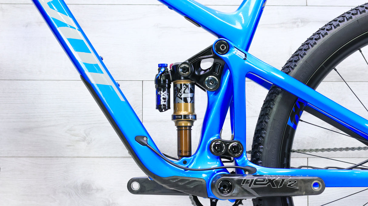 Pivot Switchblade Team XTR w/Carbon Wheels Mountain Bike - 2023, X-Large