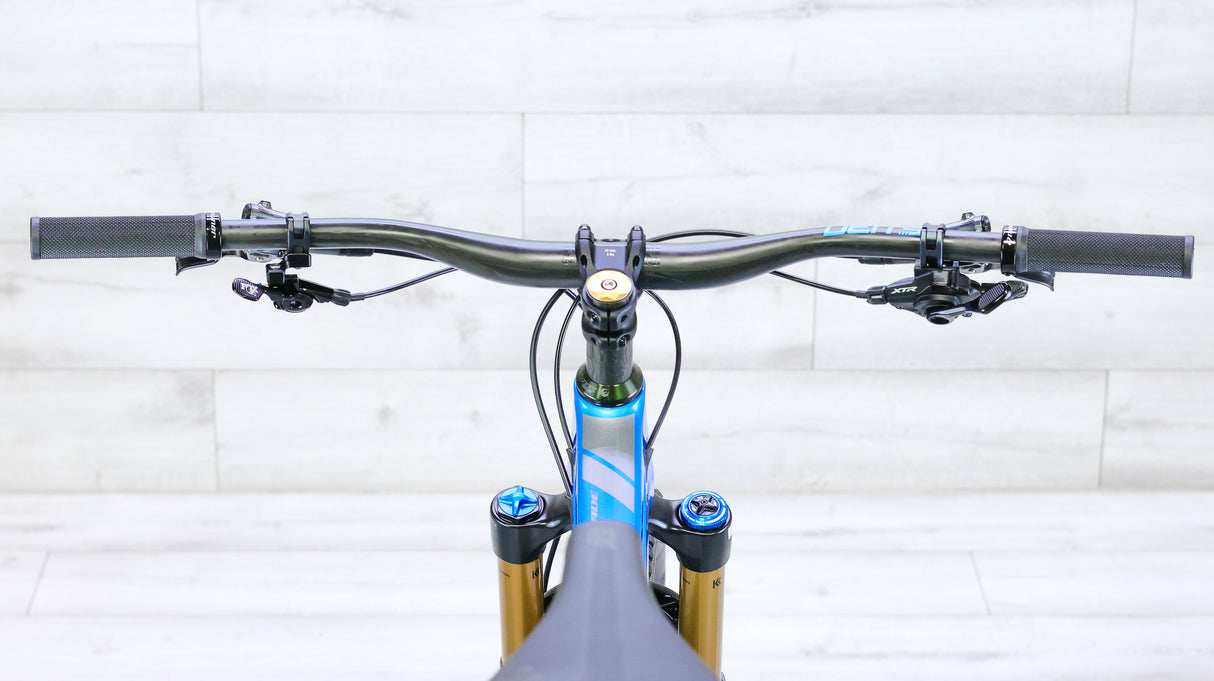 Pivot Switchblade Team XTR w/Carbon Wheels Mountain Bike - 2023, X-Large