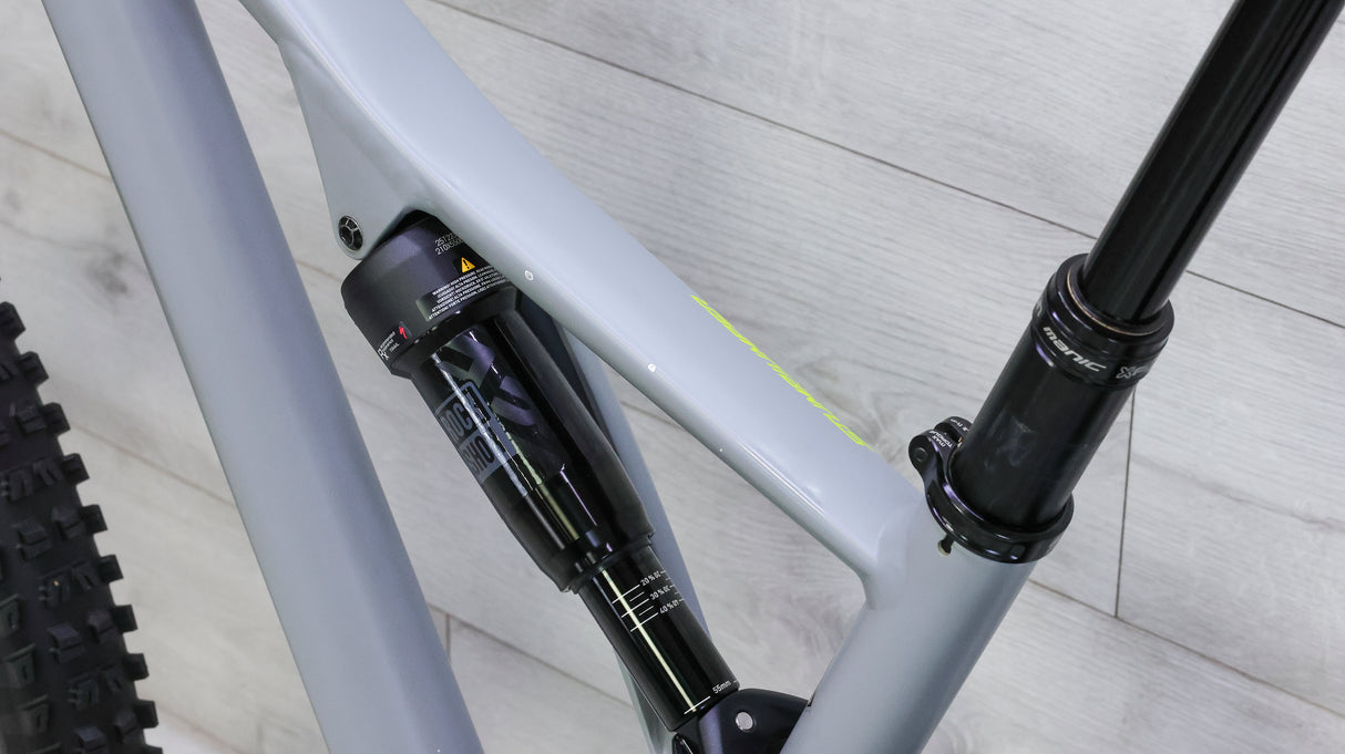 Specialized Stumpjumper Comp Alloy 29 Mountain Bike - 2020, Medium