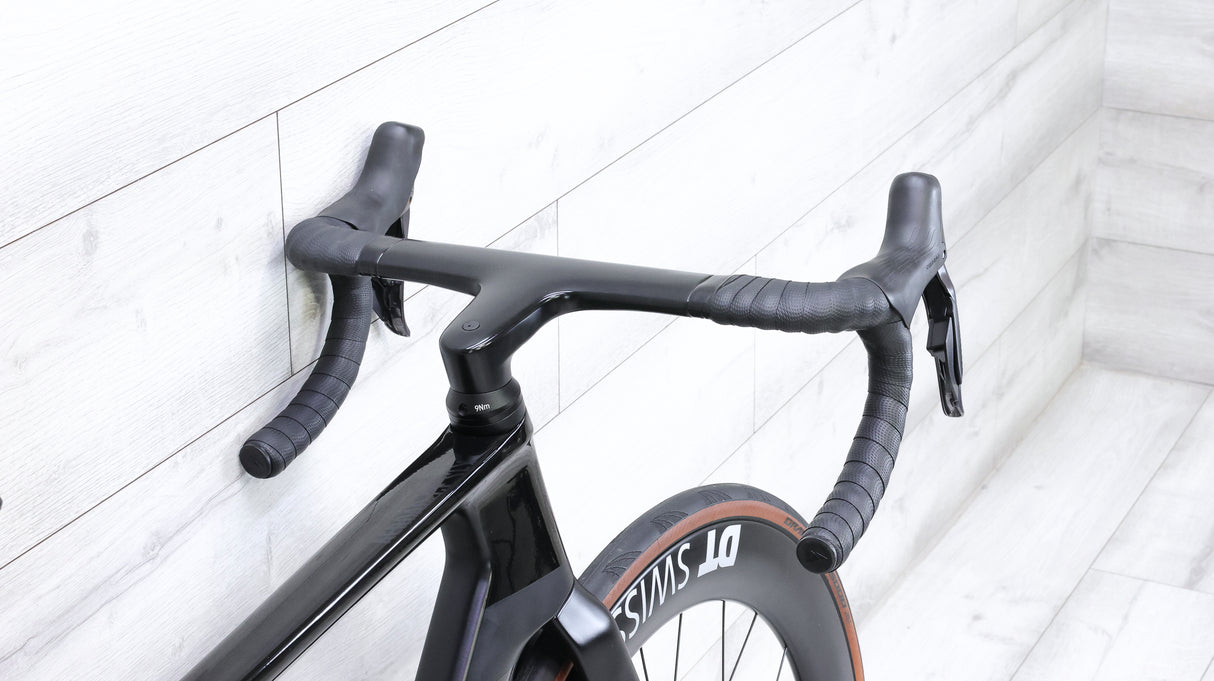 Canyon Aeroad CF SLX 8 Disc Di2 Road Bike - 2023, Medium