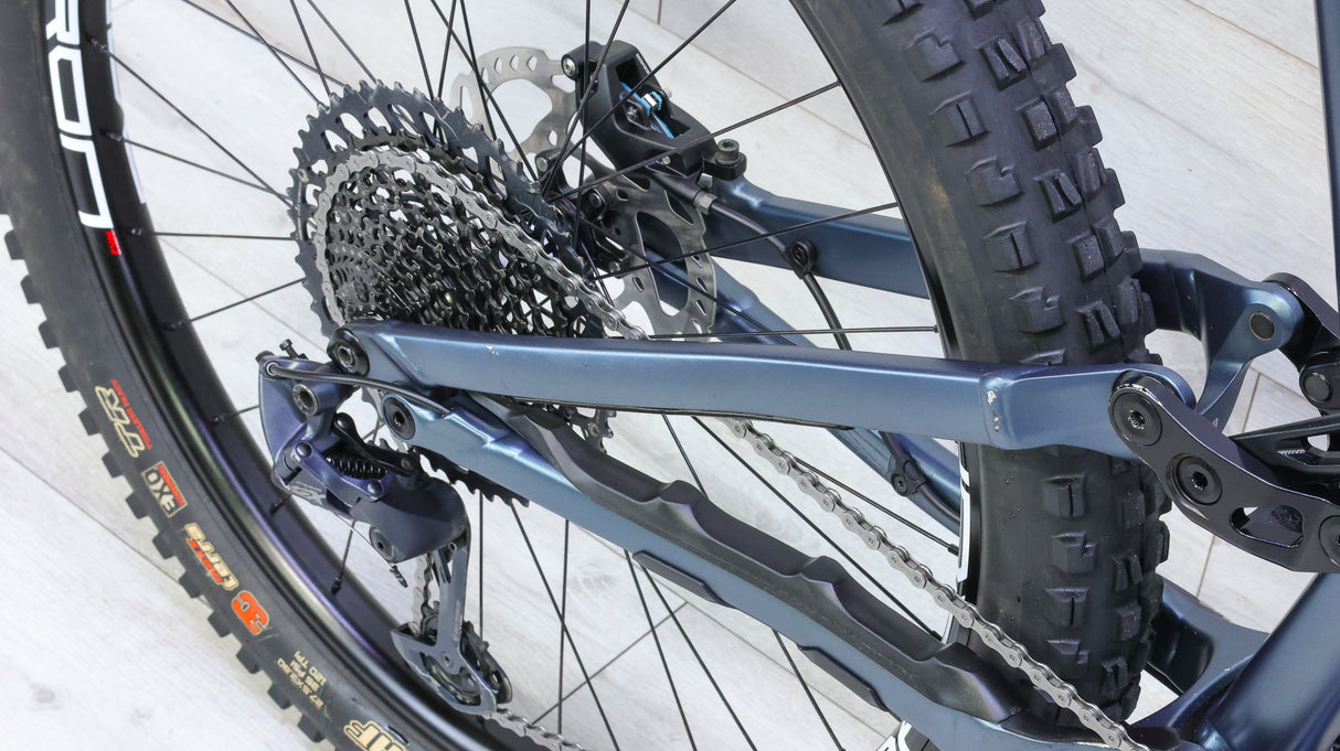 Specialized Stumpjumper EVO Alloy Mountain Bike - 2020, Medium (S3)