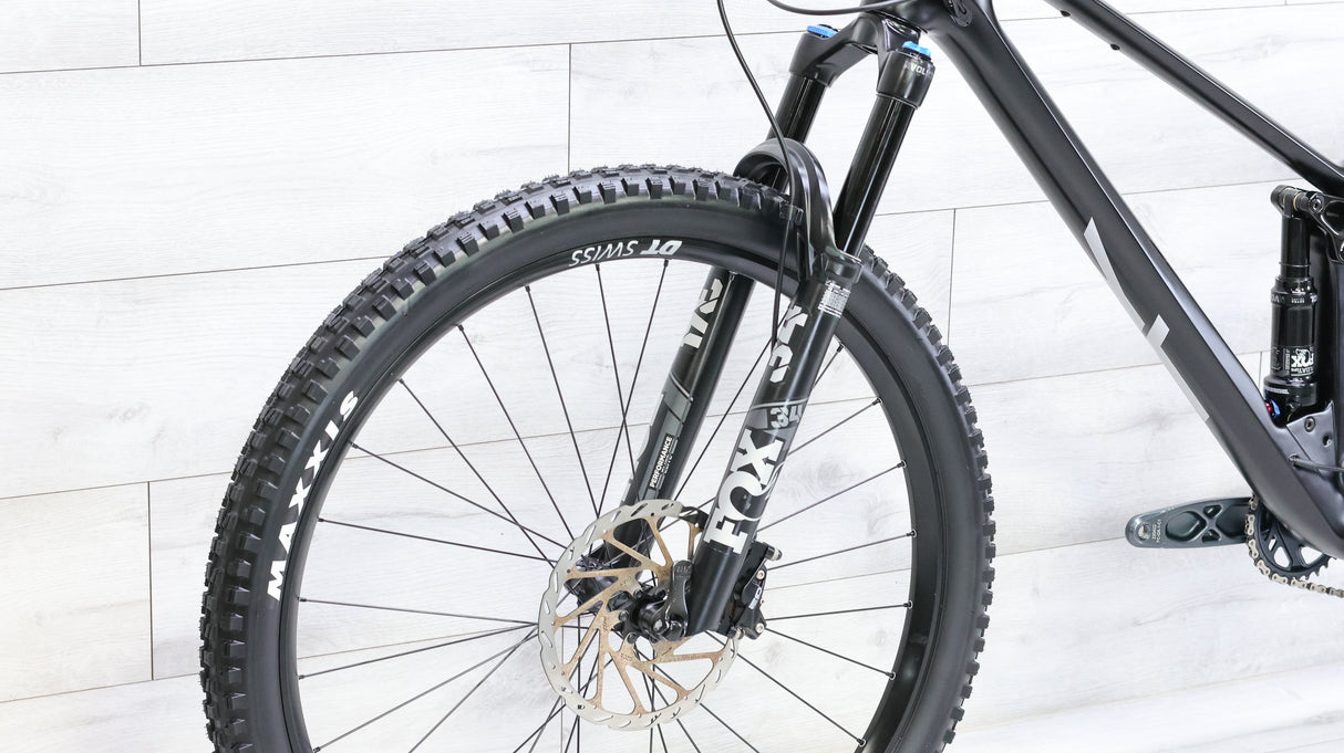 YT Izzo Pro 29 Mountain Bike - 2021, Large