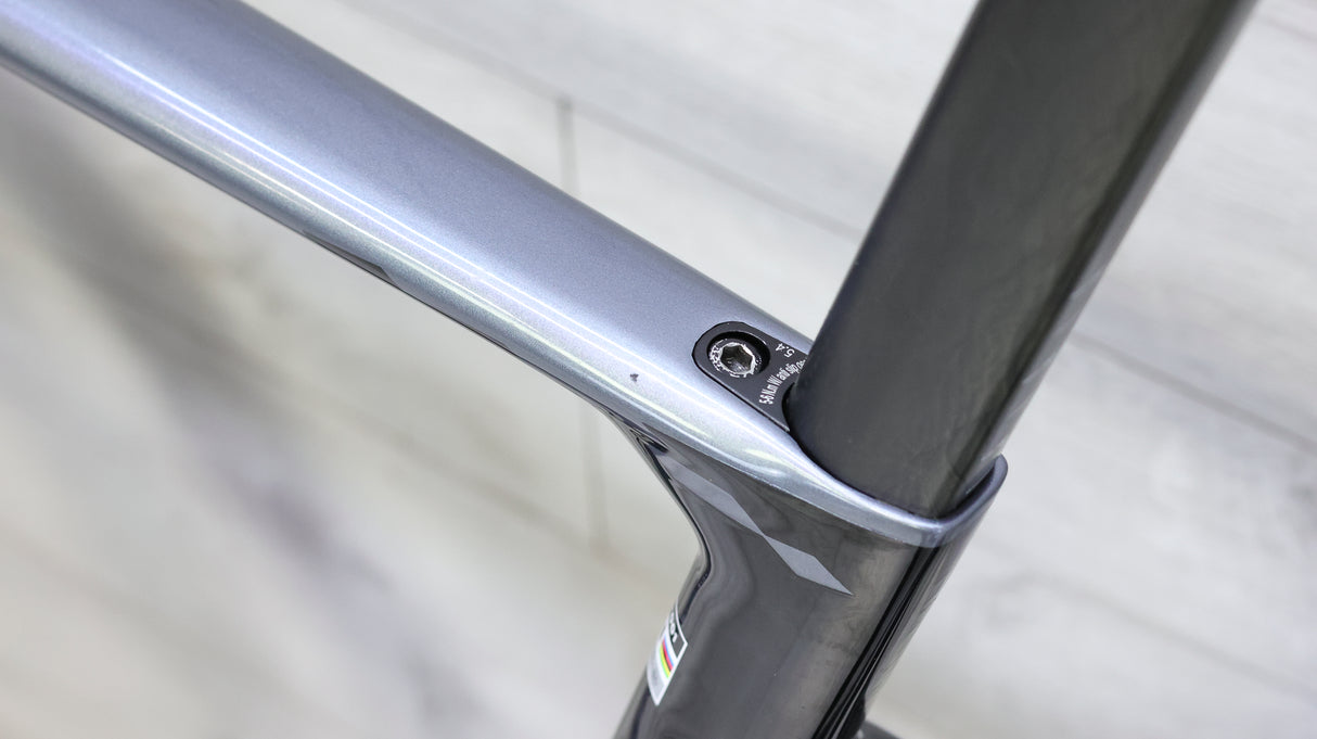 Tavelo Arow Race Polestar Ultegra Di2 Road Bike - 2024, X-Large